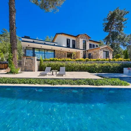Sharapova Villa *