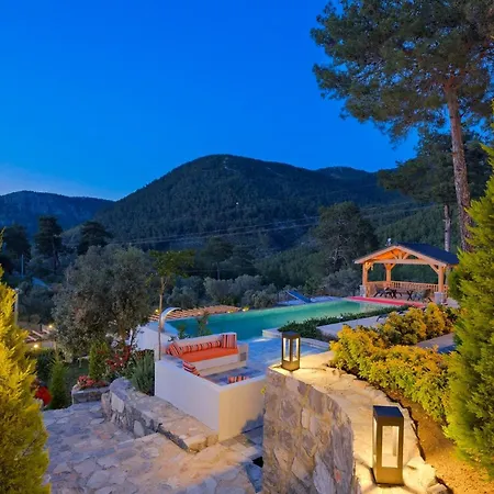 Sharapova Villa *